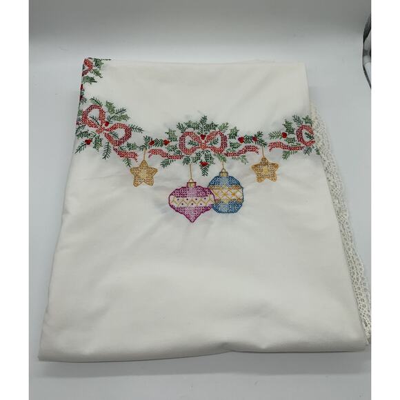 Vintage Bucilla Cross Stitch Christmas Baubles 60” x 104” Completed Tablecloth - Picture 5 of 11